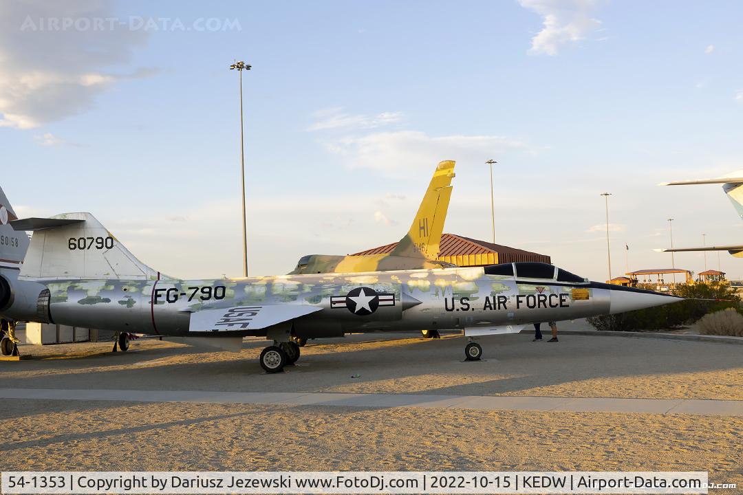 54-1353, 1954 Convair TF-102A Delta Dagger C/N 8-12-3, Convair TF-102A Delta Dagger - AF Flight Test Center Museum