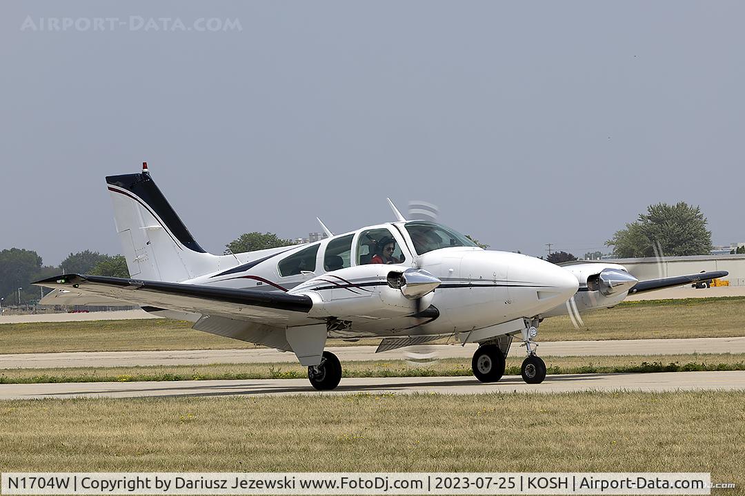 N1704W, 1972 Beech 95-B55 (T42A) Baron C/N TC-1486, Beech 95-B55 Baron (T42A)  C/N TC-1486, N1704W