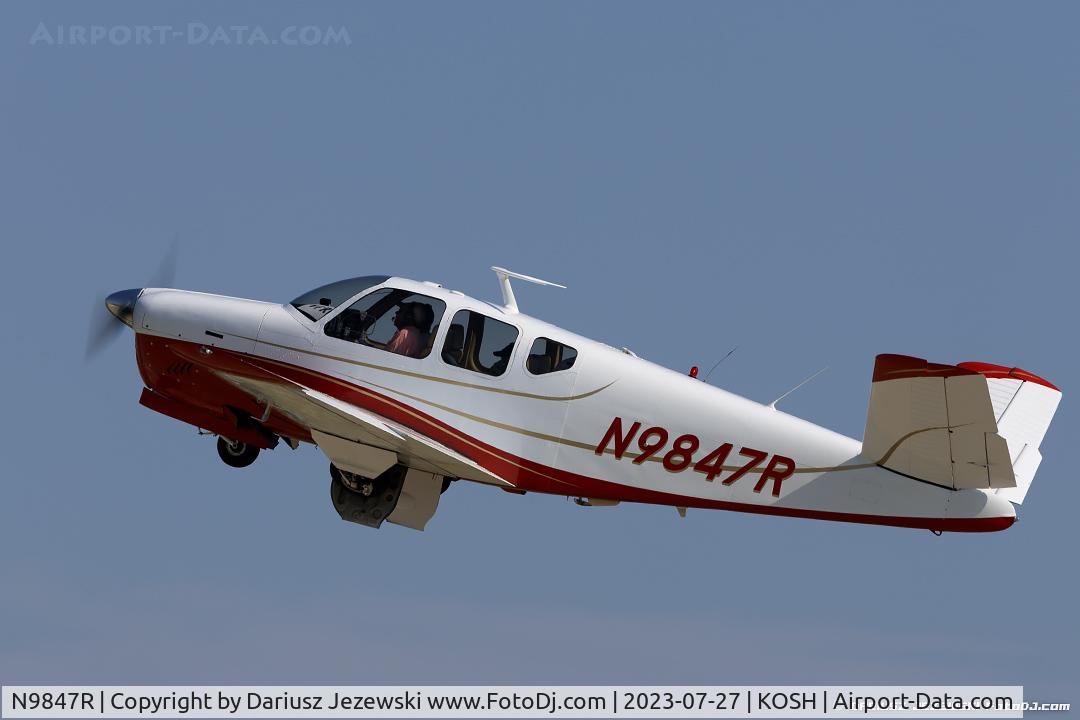 N9847R, 1960 Beech M35 Bonanza C/N D-6380, Beech M35 Bonanza  C/N D-6380, N9847R