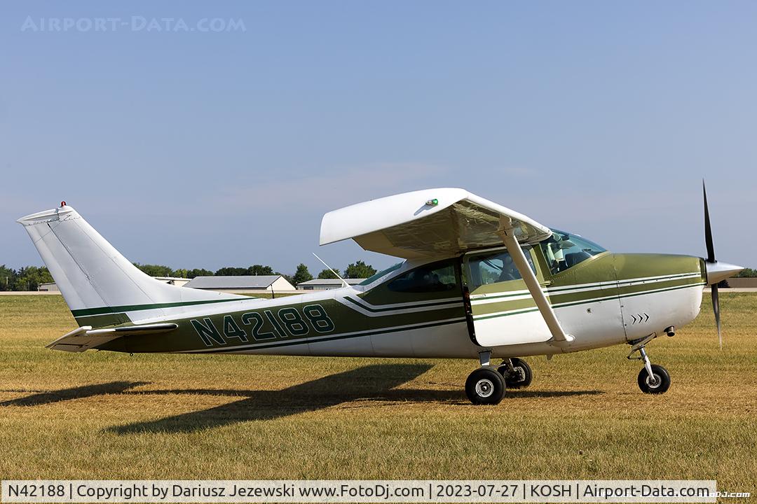 N42188, 1968 Cessna 182L Skylane C/N 18258891, Cessna 182L Skylane  C/N 18258891, N42188