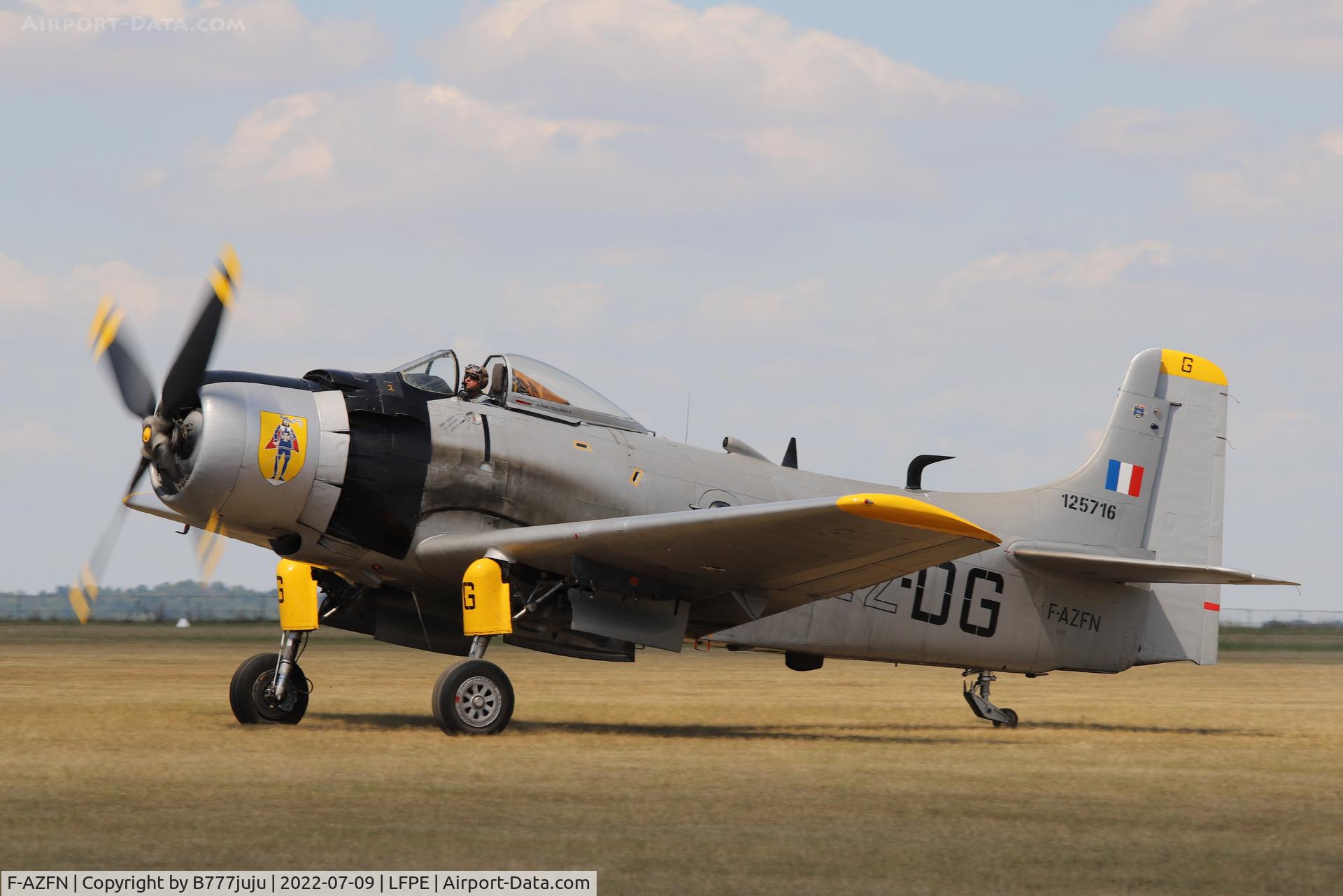 F-AZFN, Douglas AD-4N Skyraider C/N 7609, during Meaux Airshow