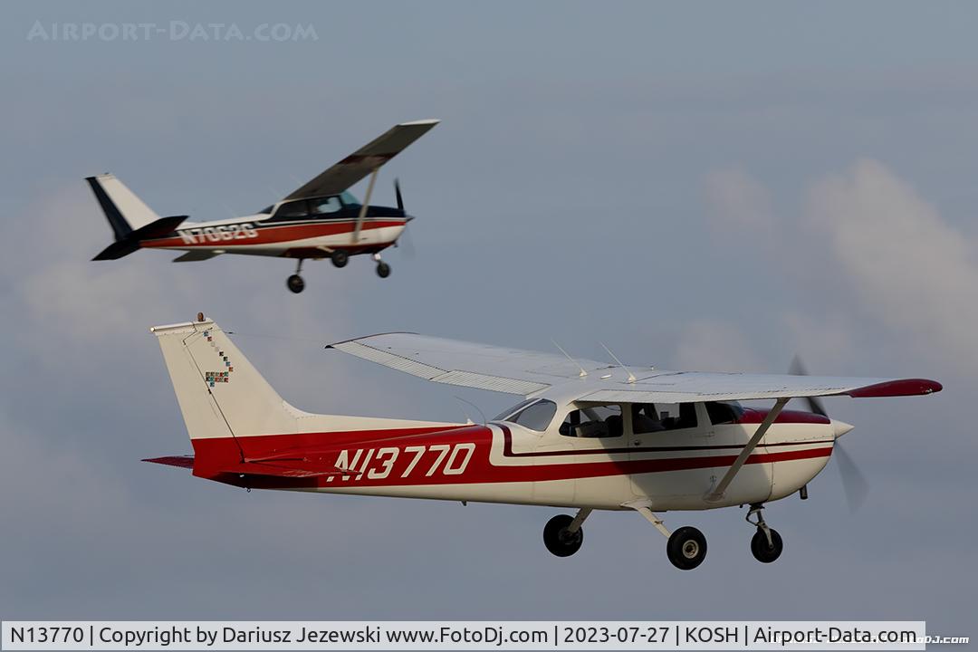 N13770, 1974 Cessna 172M C/N 17263001, Cessna 172M Skyhawk  C/N 17263001, N13770