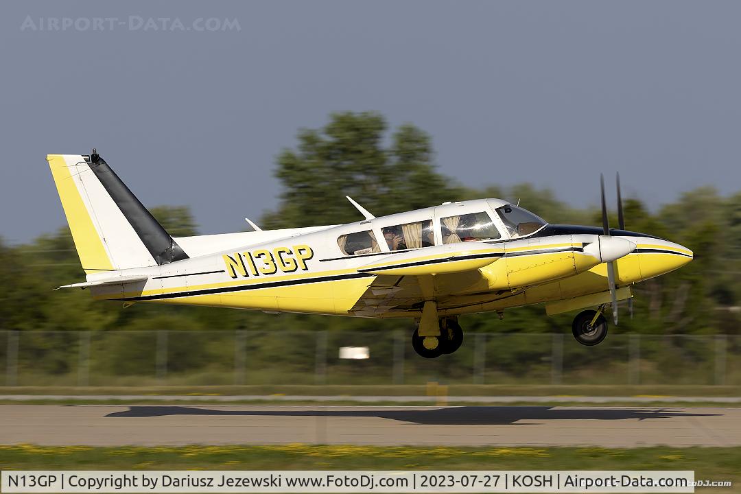 N13GP, 1967 Piper PA-30-160 B Twin Comanche C/N 30-1535, Piper PA-30-160 Twin Comanche B  C/N 30-1535, N13GP
