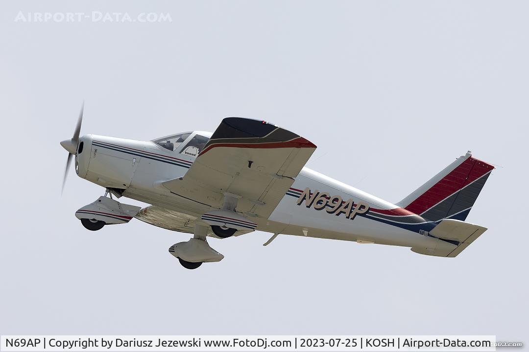 N69AP, 1969 Piper PA-28-140 C/N 28-25658, Piper PA-28-140 Cherokee Cruiser  C/N 28-25658, N69AP