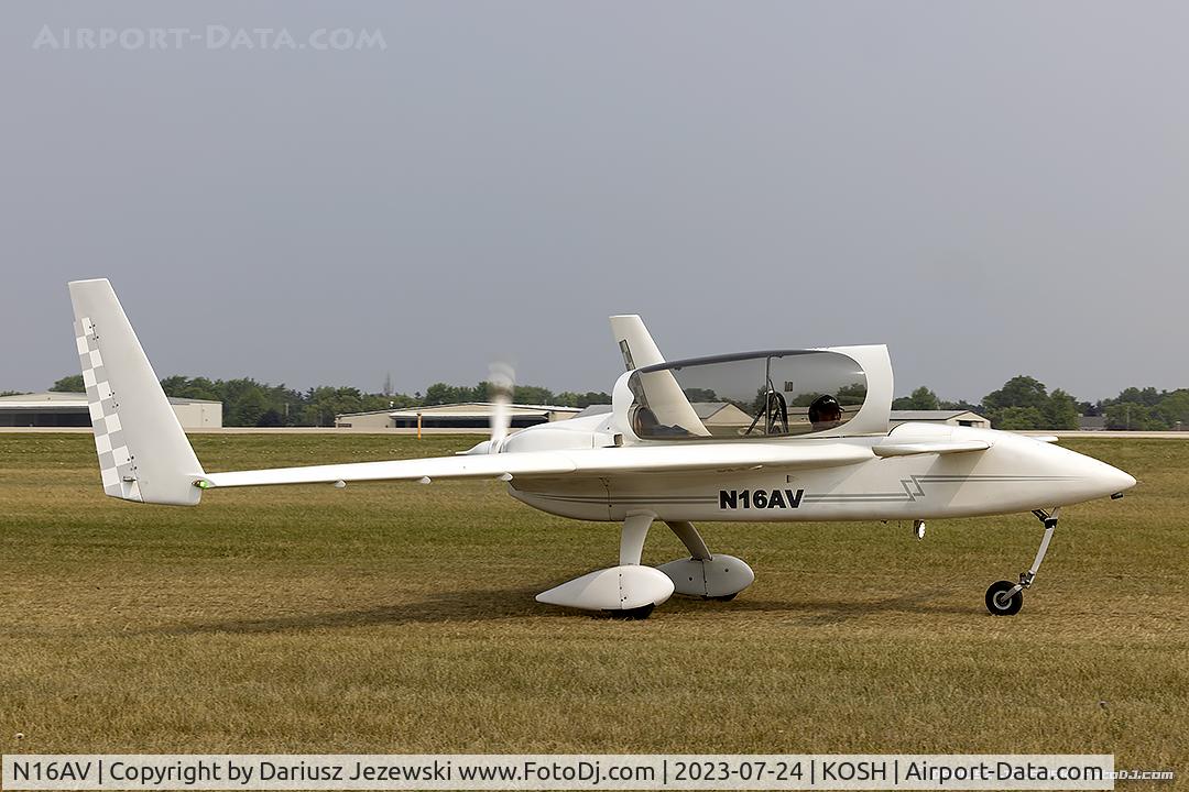 N16AV, 2013 Rutan Long-EZ C/N 002, Zipper  C/N 2, N16AV
