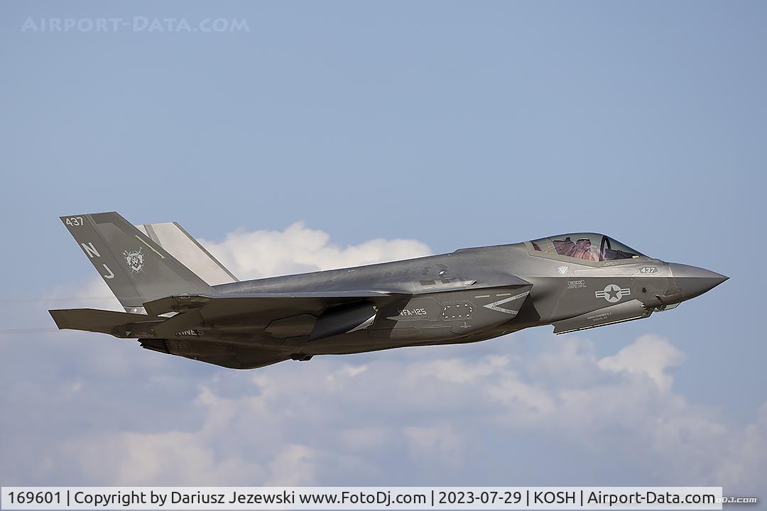 169601, 2016 Lockheed Martin F-35C Lightning II C/N CF-35, F-35C Lightning II 169601 NJ-437 from VFA-125 
