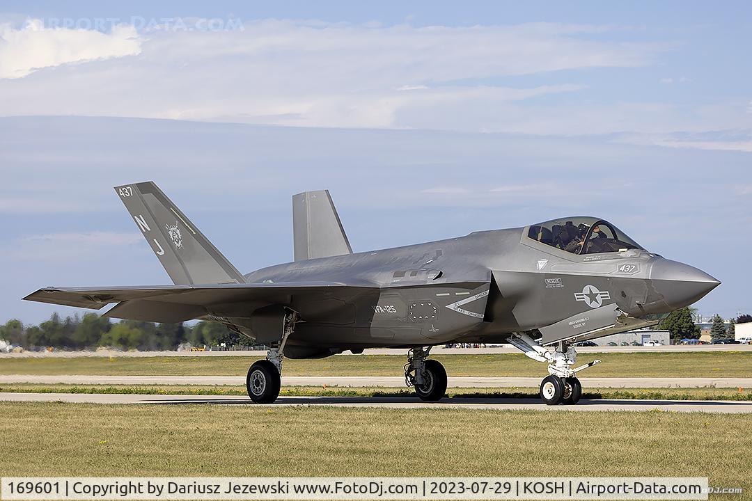 169601, 2016 Lockheed Martin F-35C Lightning II C/N CF-35, F-35C Lightning II 169601 NJ-437 from VFA-125 