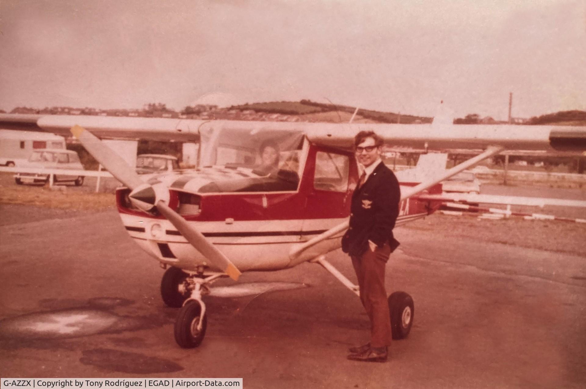 G-AZZX, 1972 Reims FRA150L Aerobat C/N 0152, We bought G–AZZX, brand-new for £7000, all it had was radio and one VOR. To put the price in perspective, a semi-detached house those days costs between £3500 & £4,000 and a detached property would have cost between 5 and £7000.