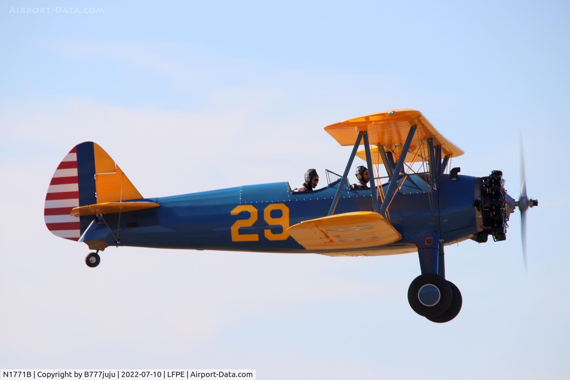 N1771B, 1943 Boeing A75N1(PT17) C/N 75-5644, during Meaux Airshow