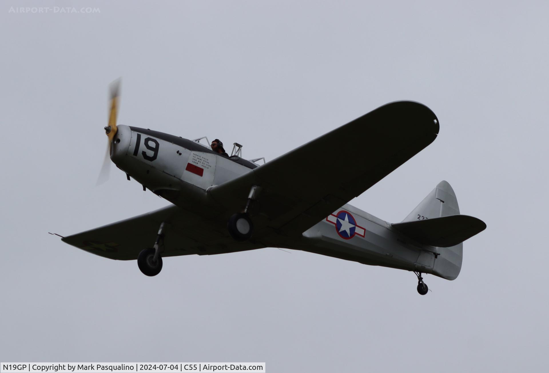 N19GP, 1942 Fairchild PT-19A C/N T42-1844, Fairchild PT-19A