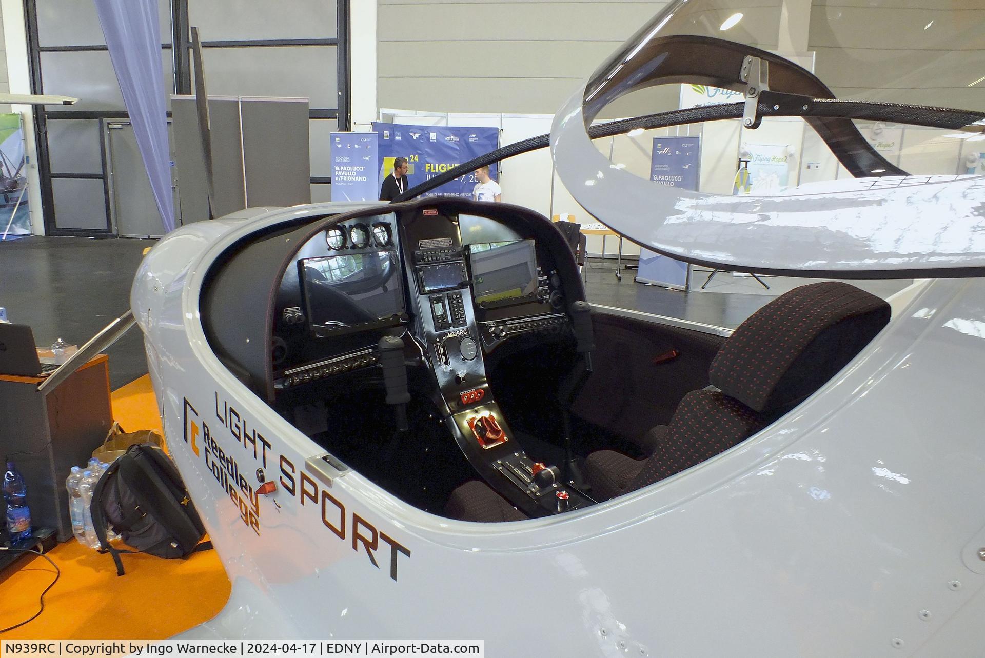 N939RC, Skyleader 600 C/N not found_N939RC, Skyleader 600 at the AERO 2024, Friedrichshafen #c