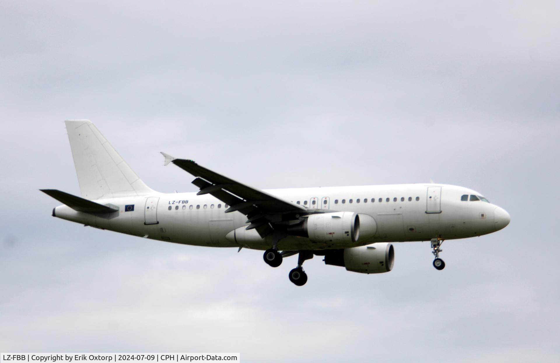LZ-FBB, 2007 Airbus A319-112 C/N 3309, LZ-FBB landing rw 04L