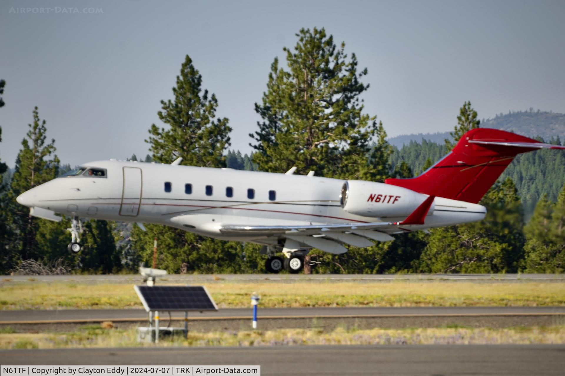 N61TF, 2006 Bombardier Challenger 300 (BD-100-1A10) C/N 20110, Truckee Tahoe Airport in California 2024.
