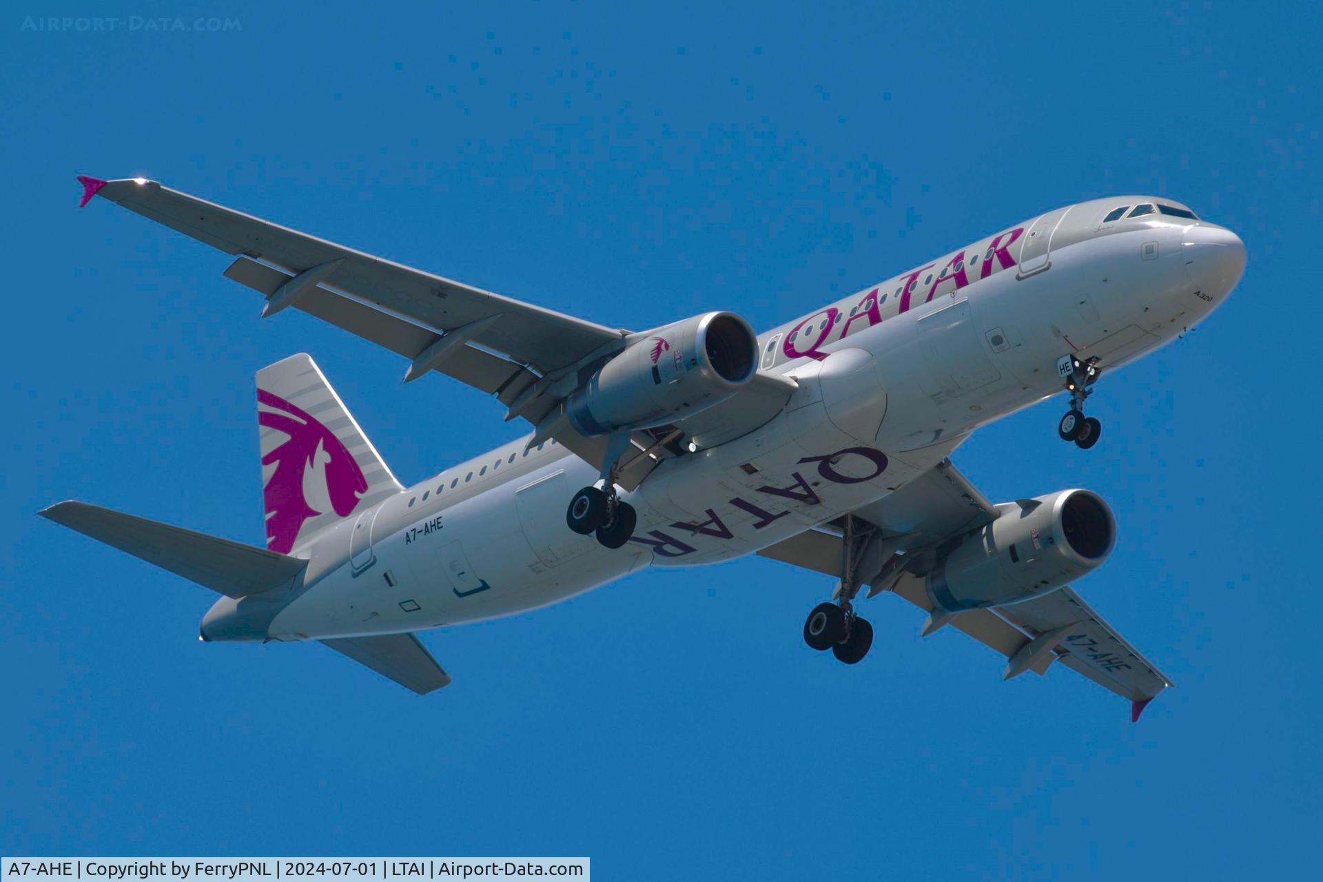 A7-AHE, 2010 Airbus A320-232 C/N 4479, Qatar A320 landing in AYT