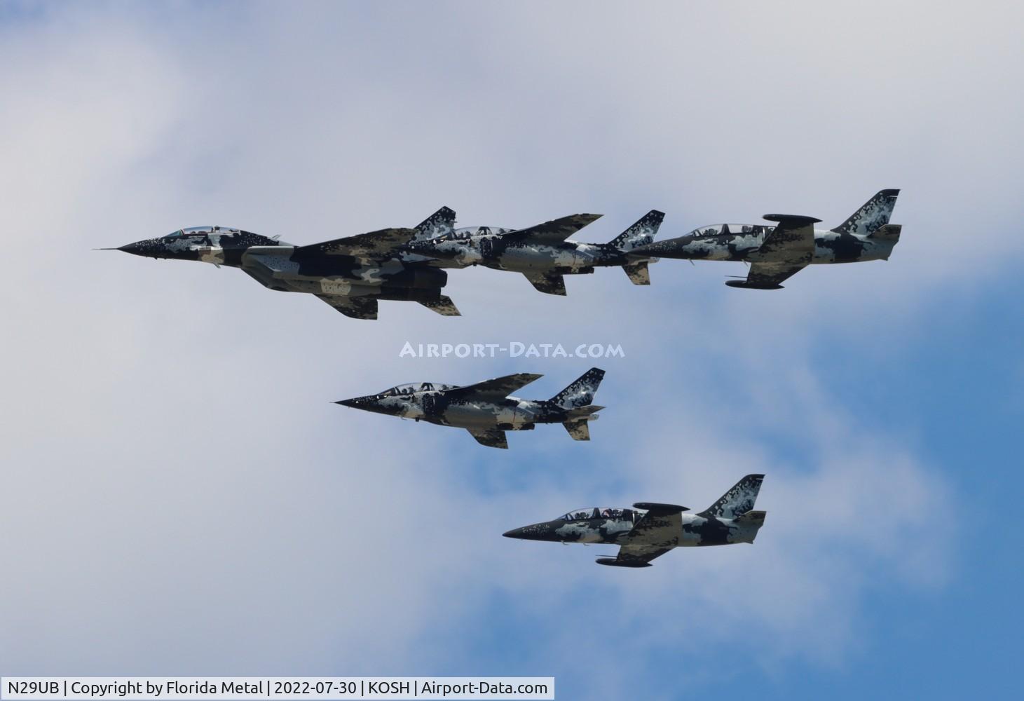 N29UB, 1989 Mikoyan-Gurevich MiG-29UB C/N 50903014896, OSH 2022 zx
