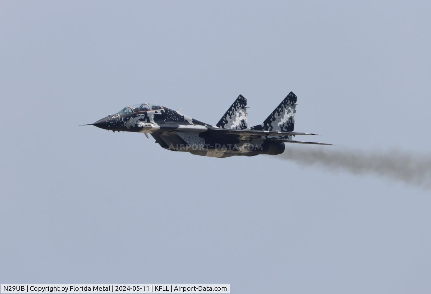 N29UB, 1989 Mikoyan-Gurevich MiG-29UB C/N 50903014896, FLL 2024 zx