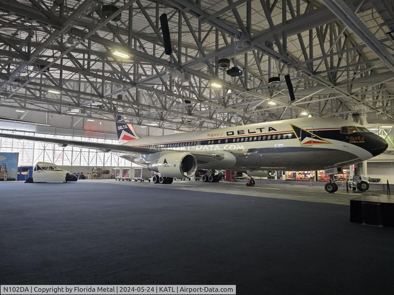 N102DA, 1982 Boeing 767-232 C/N 22214, DAL 762 zx