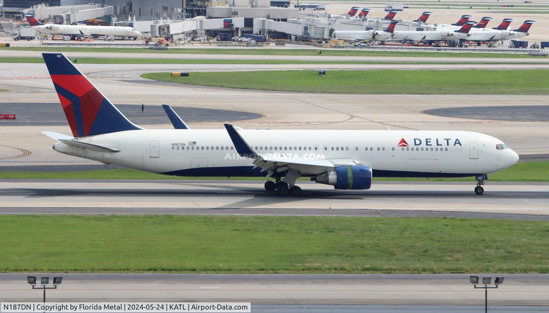 N187DN, 1996 Boeing 767-332/ER C/N 27582, DAL 763 zx EDI/EGPH-ATL