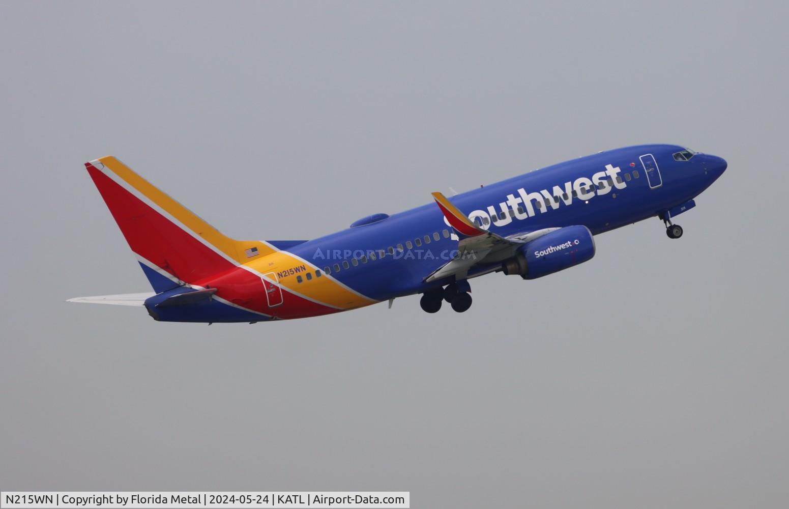 N215WN, 2005 Boeing 737-7H4 C/N 32487, SWA 737 zx ATL-CMH