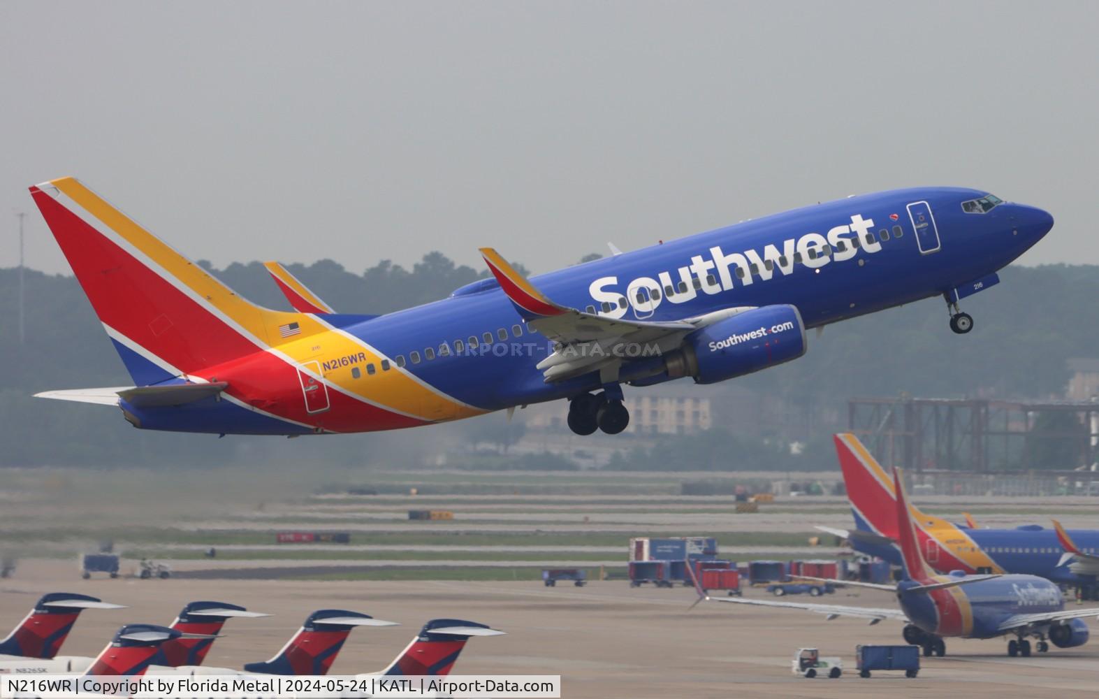 N216WR, 2005 Boeing 737-7H4 C/N 32488, SWA 737 zx ATL-PIT