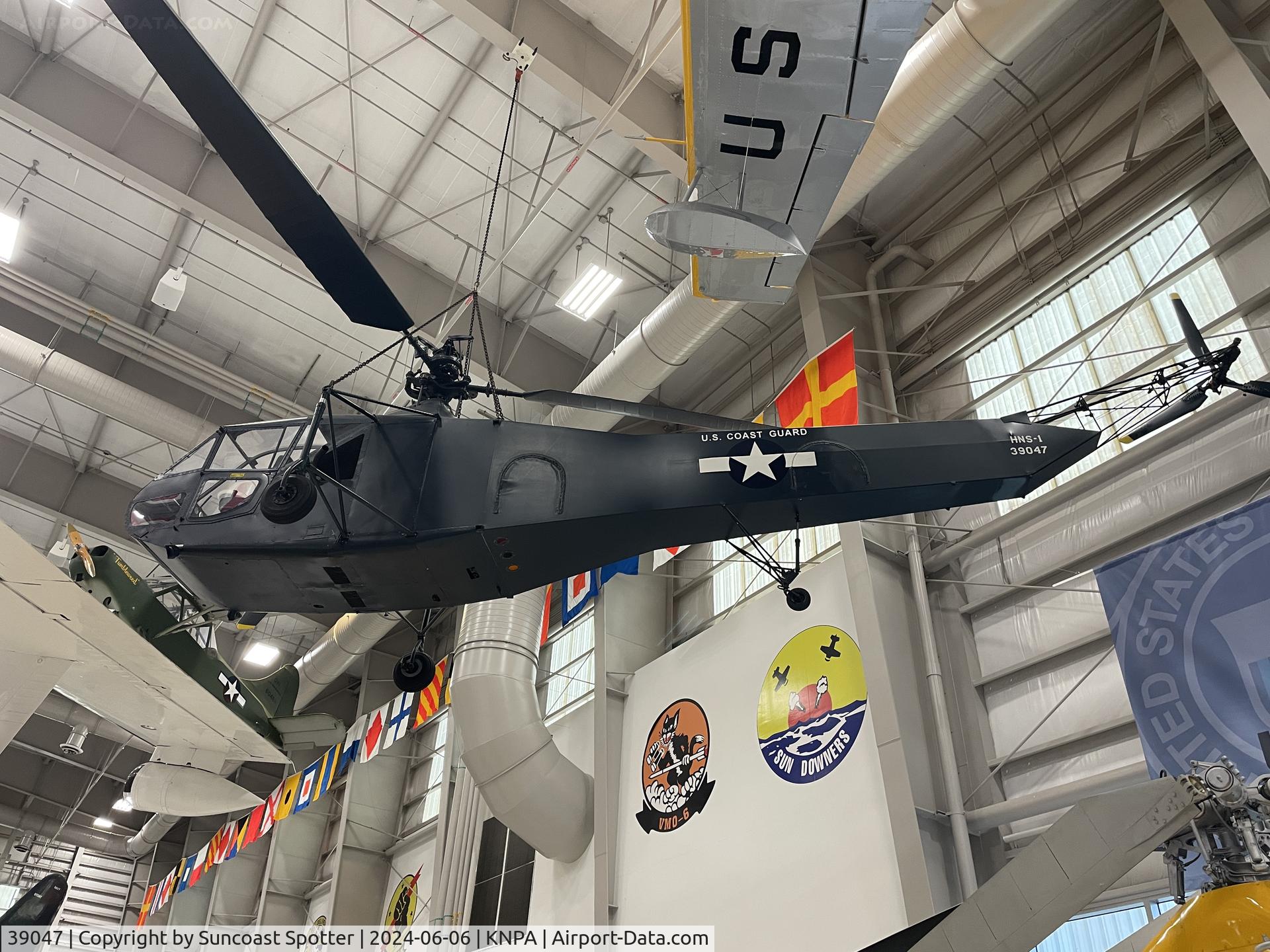 39047, 1944 Sikorsky HNS-1 Hoverfly C/N 104, An US Coast Guard HNS-1 on display at the National Naval Aviation Museum