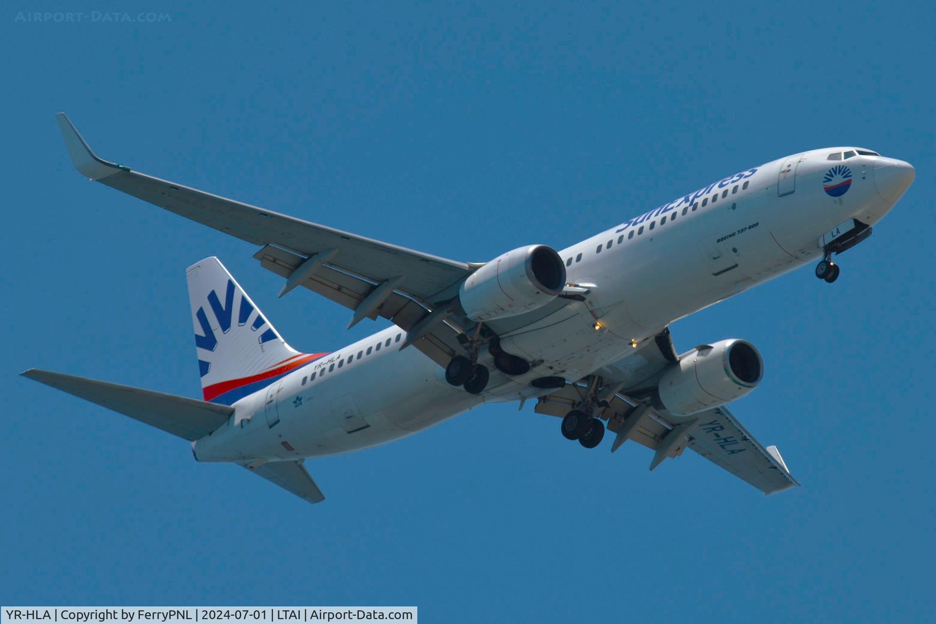 YR-HLA, 2008 Boeing 737-8HC(WL) C/N 36529, Hellojets is operating this B738 on behalf of SunExpress