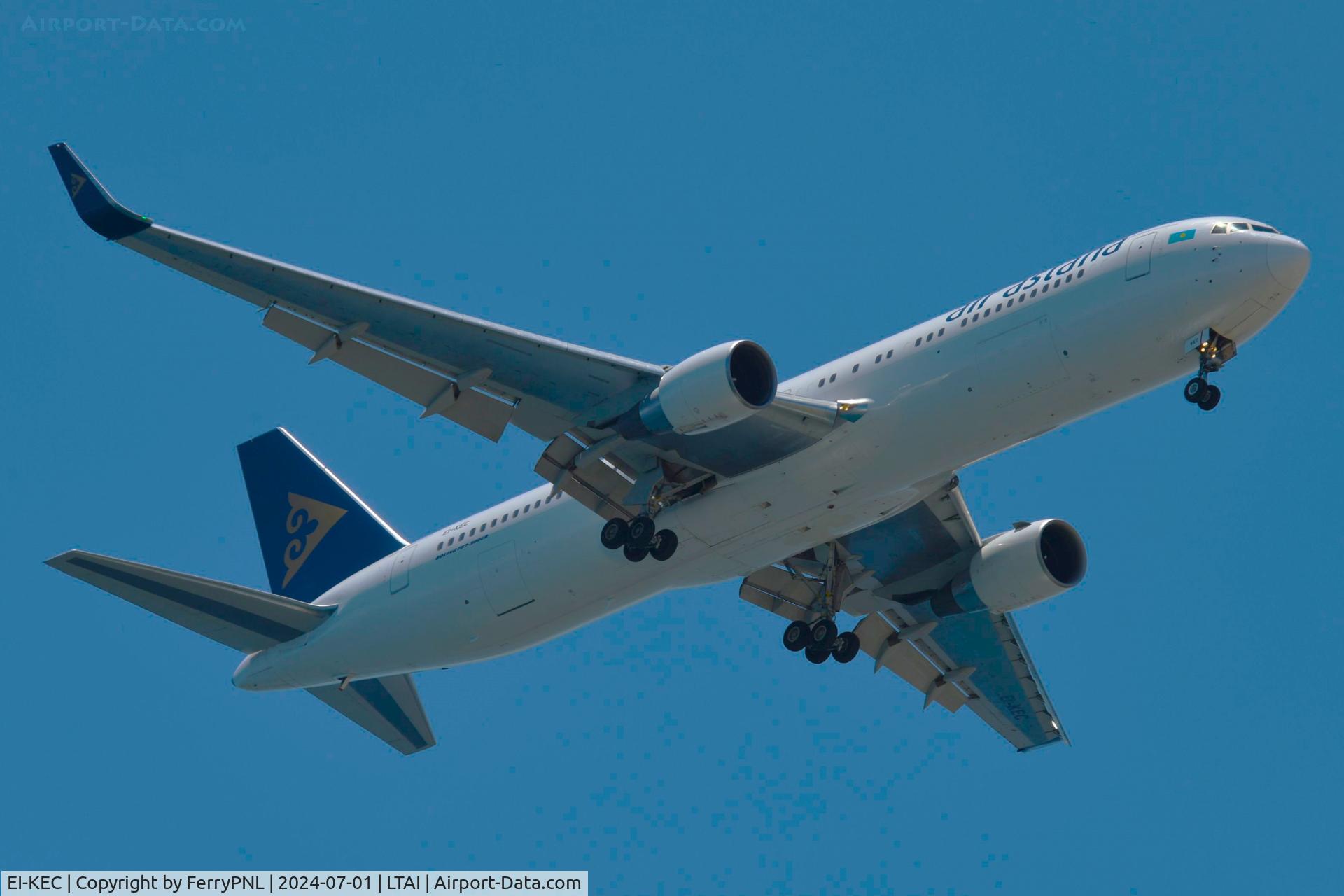 EI-KEC, 2014 Boeing 767-3KY(ER) C/N 42223, Air Astana B763 landing