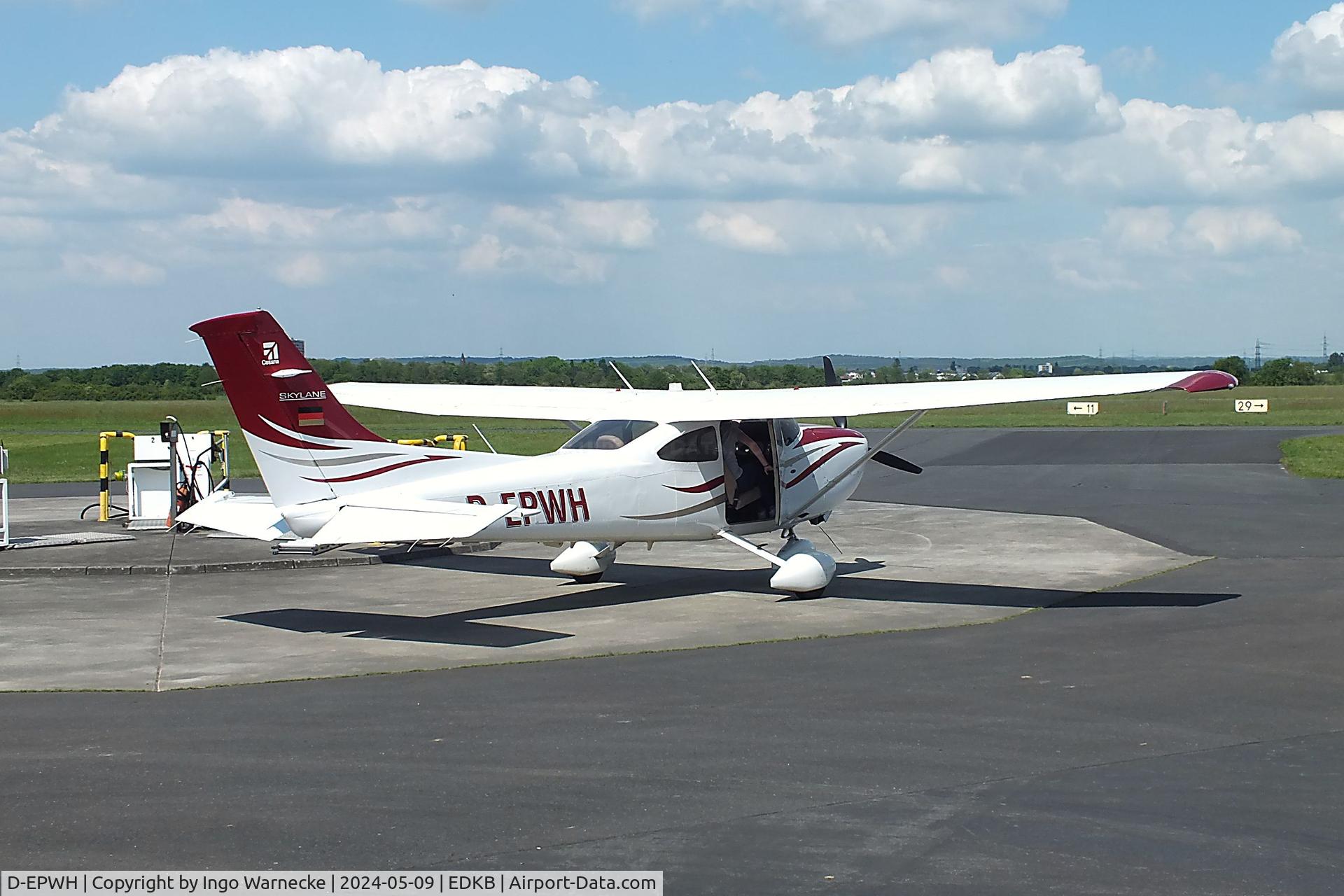 D-EPWH, 2008 Cessna 182T Skylane C/N 18282088, Cessna 182T Skylane at Bonn-Hangelar airfield '2405