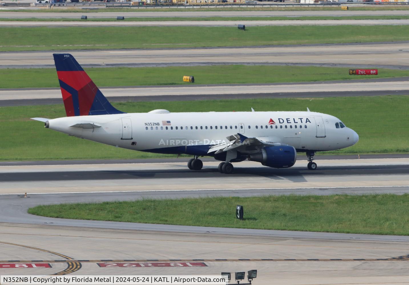 N352NB, 2002 Airbus A319-114 C/N 1824, FSD-ATL