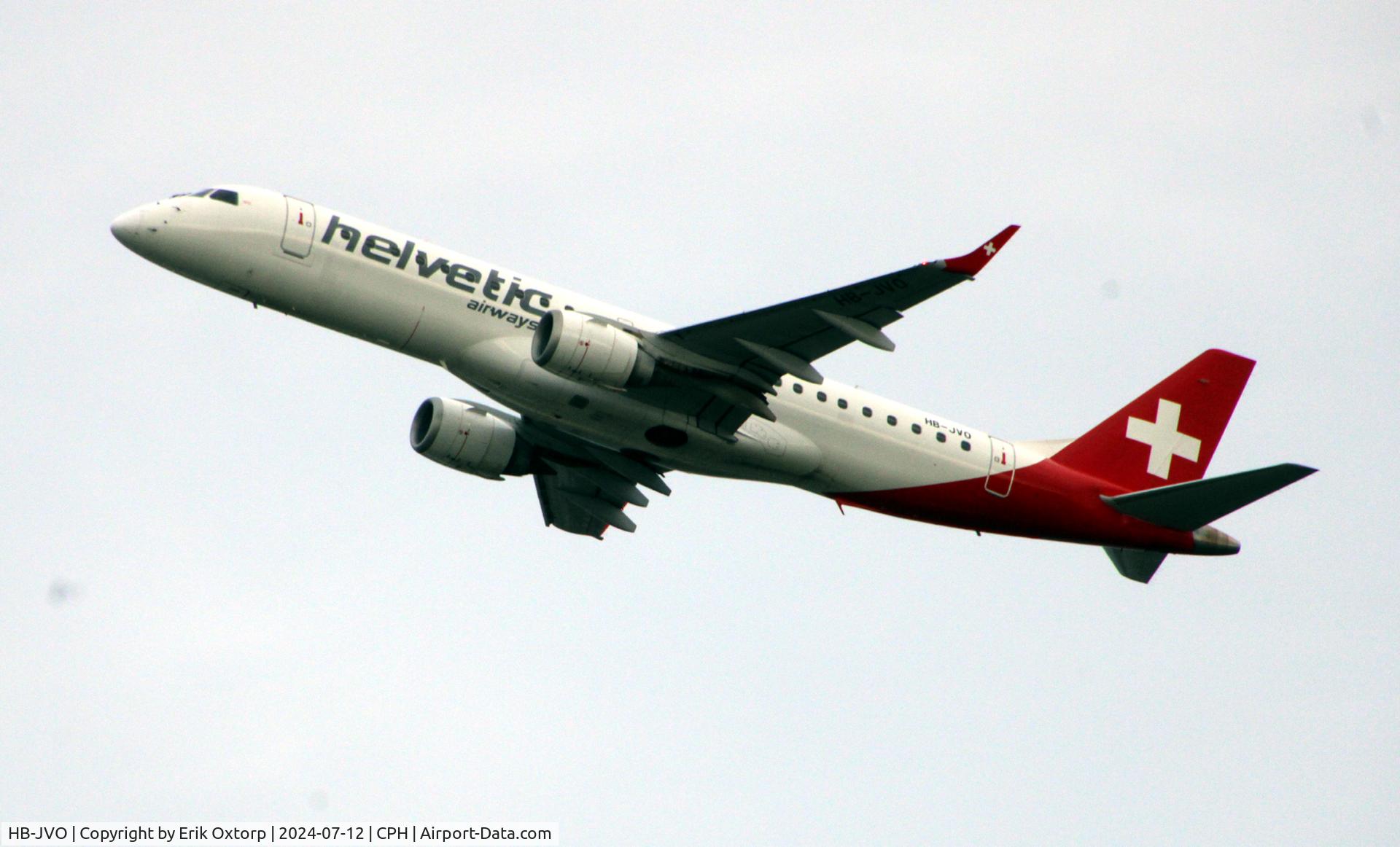 HB-JVO, 2009 Embraer 190LR (ERJ-190-100LR) C/N 19000294, HB-JVO taking off rw 04R