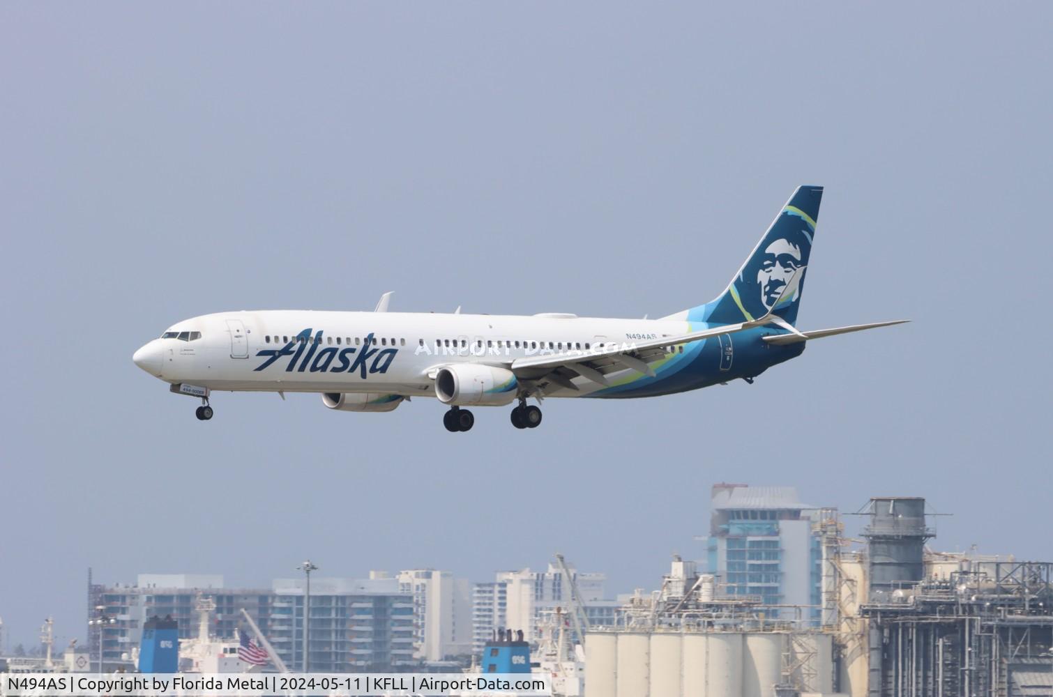 N494AS, 2016 Boeing 737-990/ER C/N 41729, FLL spotting zx  Alaska 737-900 SAN-FLL