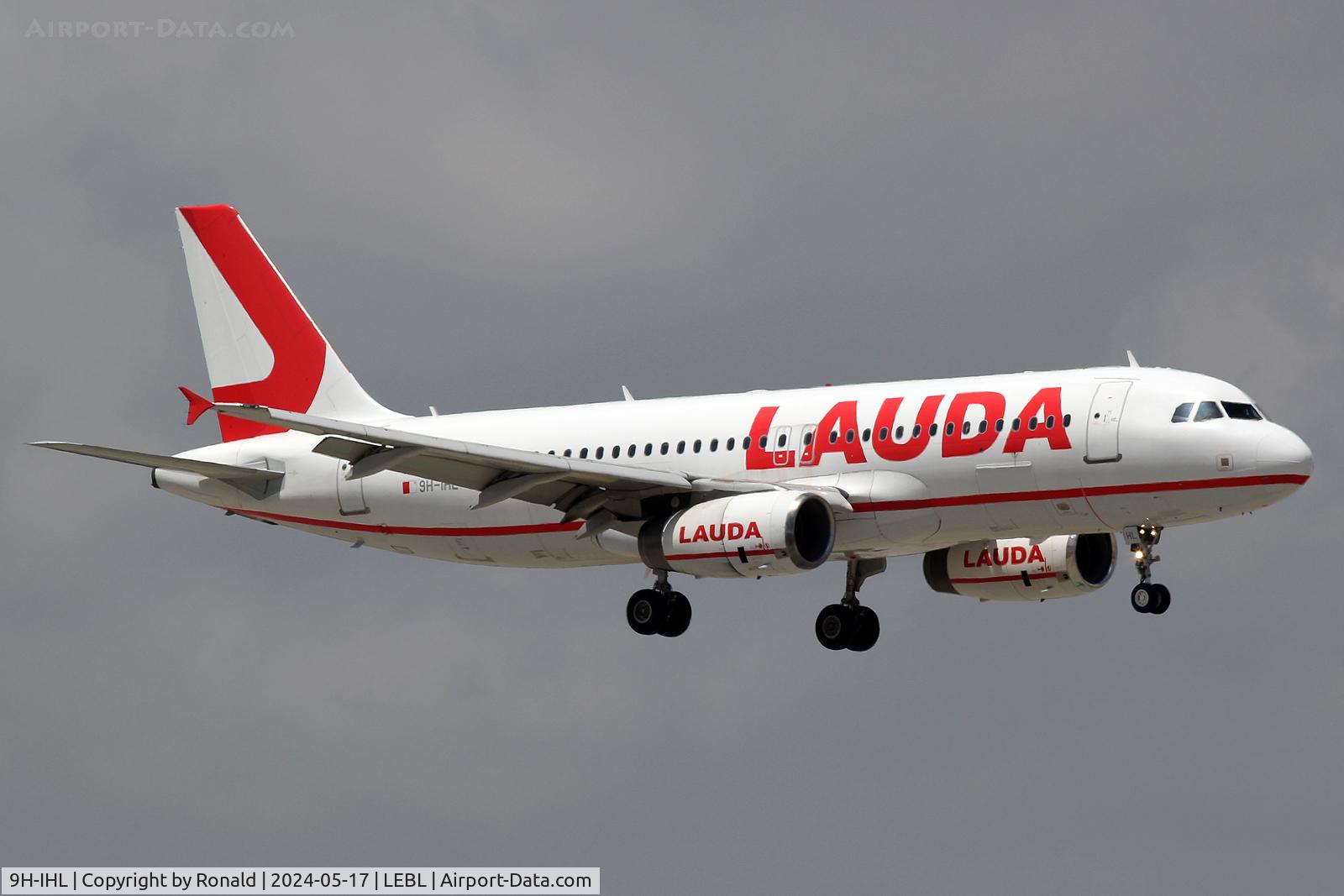 9H-IHL, 2007 Airbus A320-232 C/N 3105, at bcn