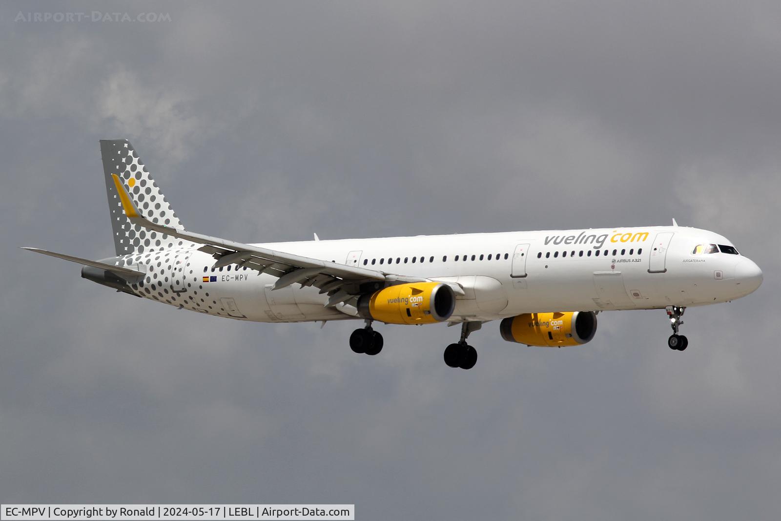 EC-MPV, 2017 Airbus A321-231 C/N 7590, at bcn