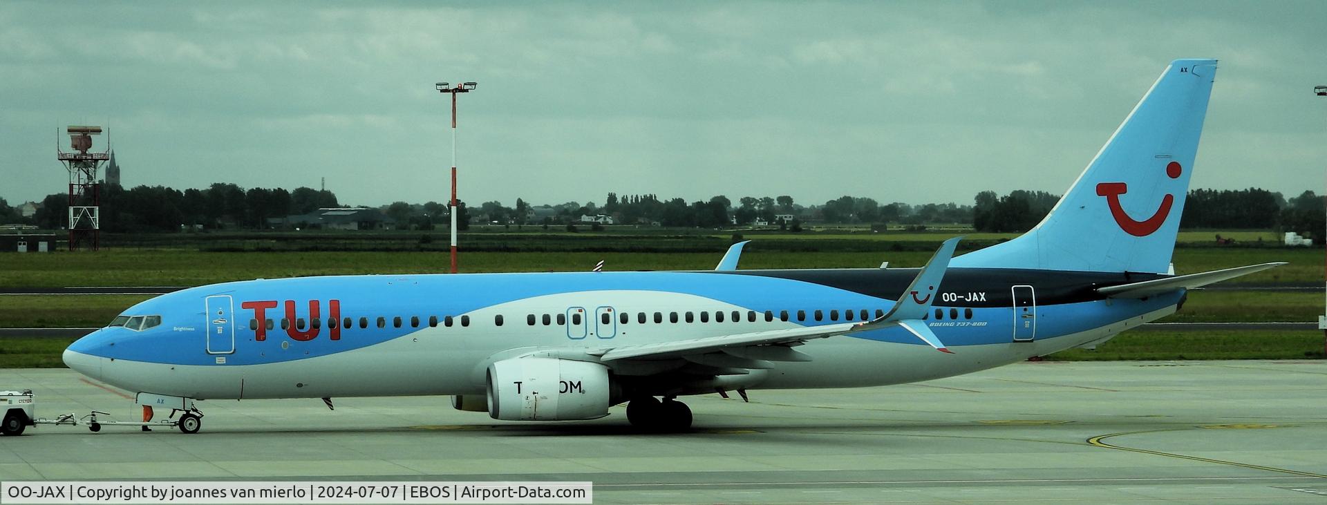 OO-JAX, 2010 Boeing 737-8K5 C/N 37238, Ostend