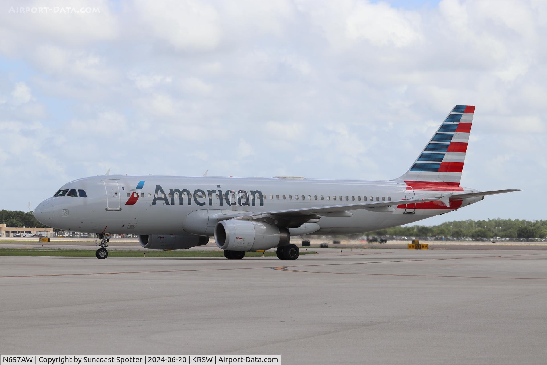 N657AW, 1999 Airbus A320-232 C/N 1083, American Flight 2365 taxis to the gate at Southwest Florida International Airport following flight from Philadelphia International Airport