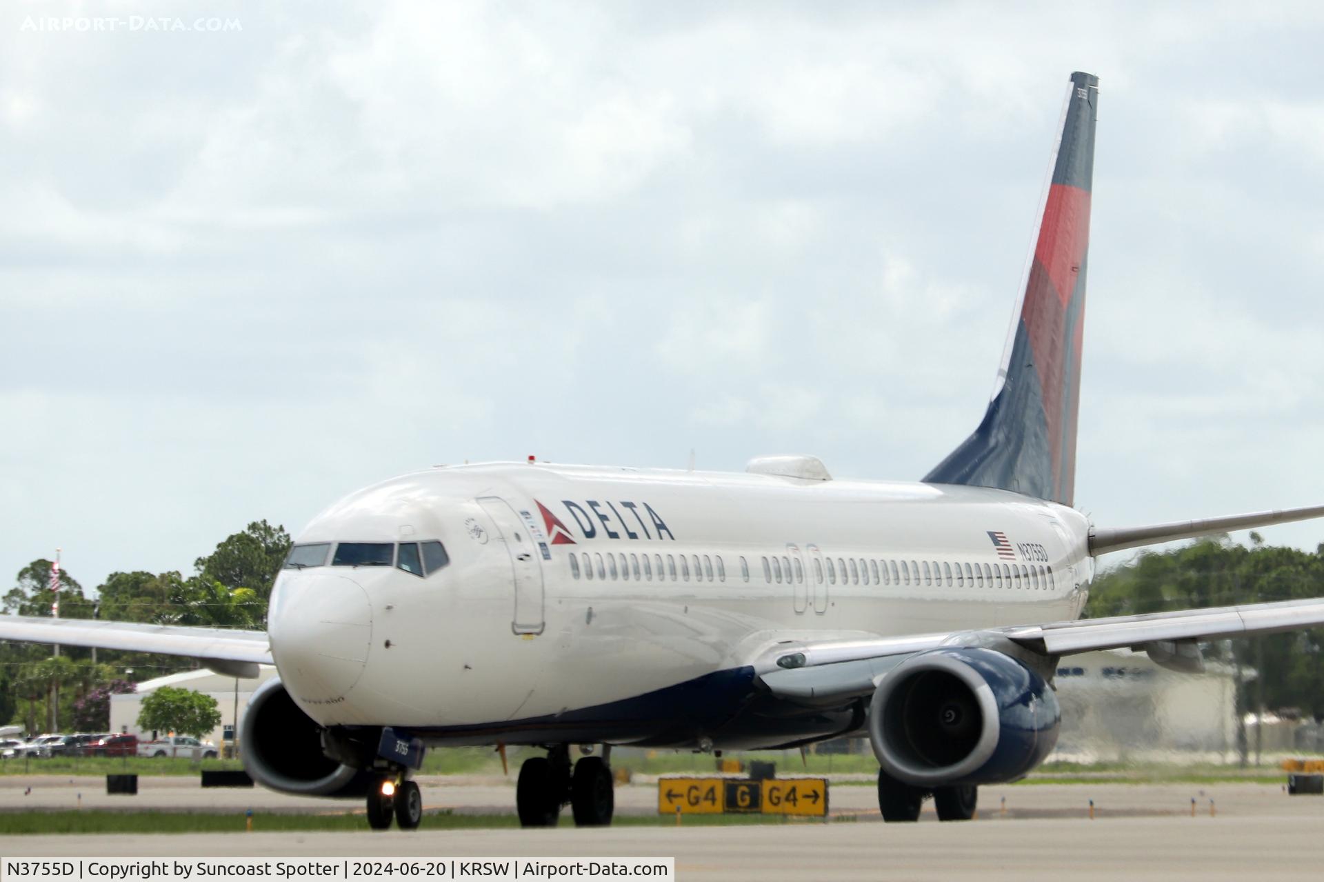 N3755D, 2001 Boeing 737-832 C/N 29627, Delta Flight 2748 taxis to gate at Southwest Florida International Airport following flight from LaGuardia Airport