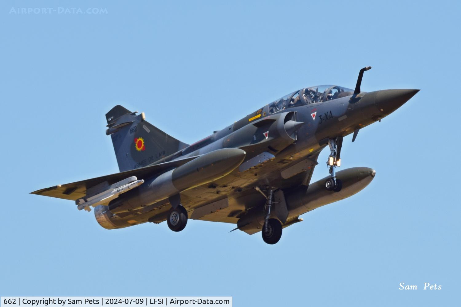 662, Dassault Mirage 2000D C/N 536, 662  3-XA landing at Saint-Dizier.