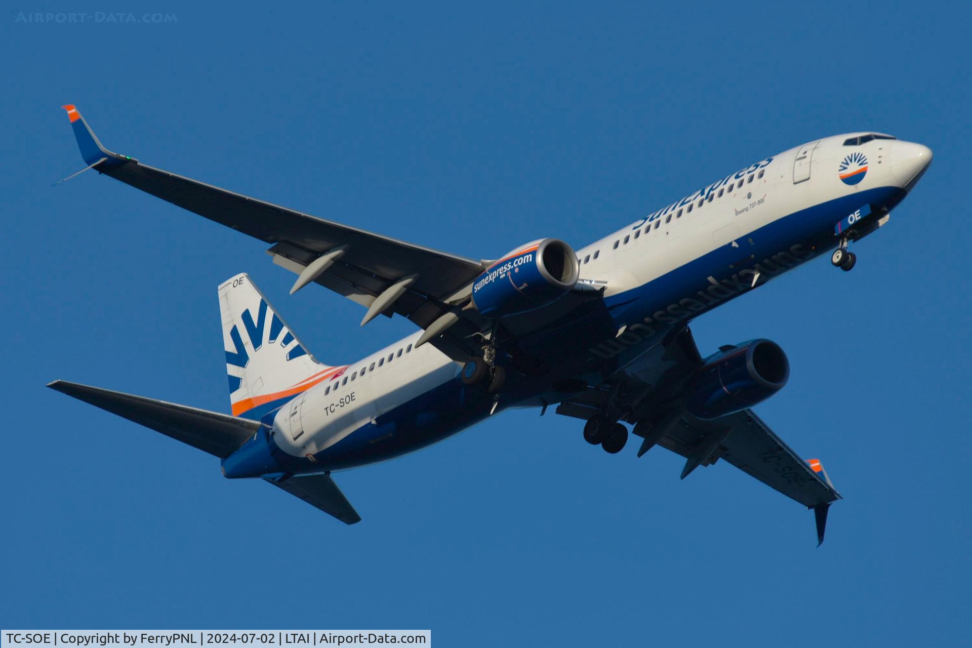 TC-SOE, 2017 Boeing 737-8HC C/N 61177, Arrival of SunExpress B738