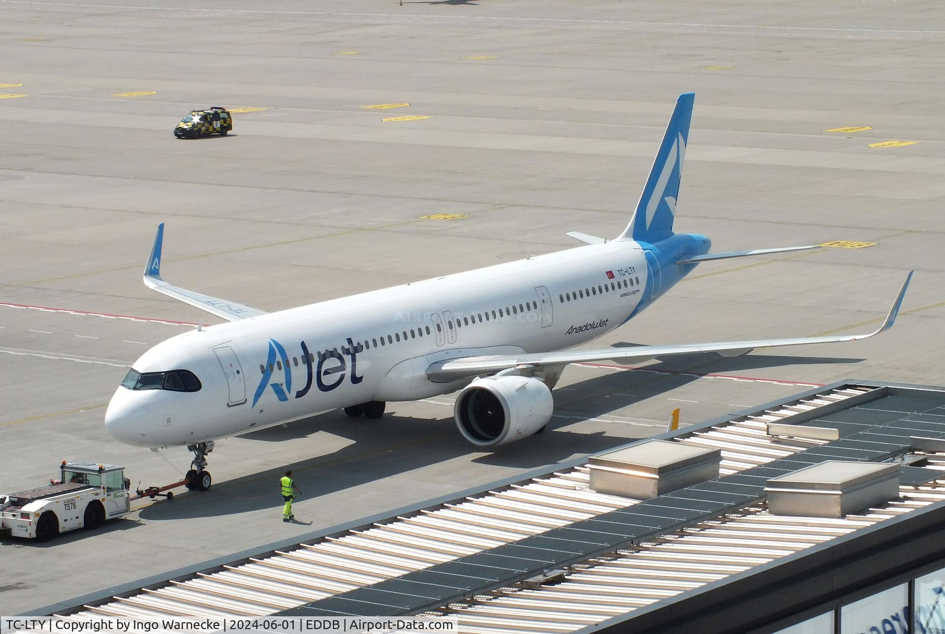 TC-LTY, Airbus A321-271NX C/N 11390, Airbus A321-271NX NEO of AJet (ex AnadoluJet) at Berlin Brandenburg airport