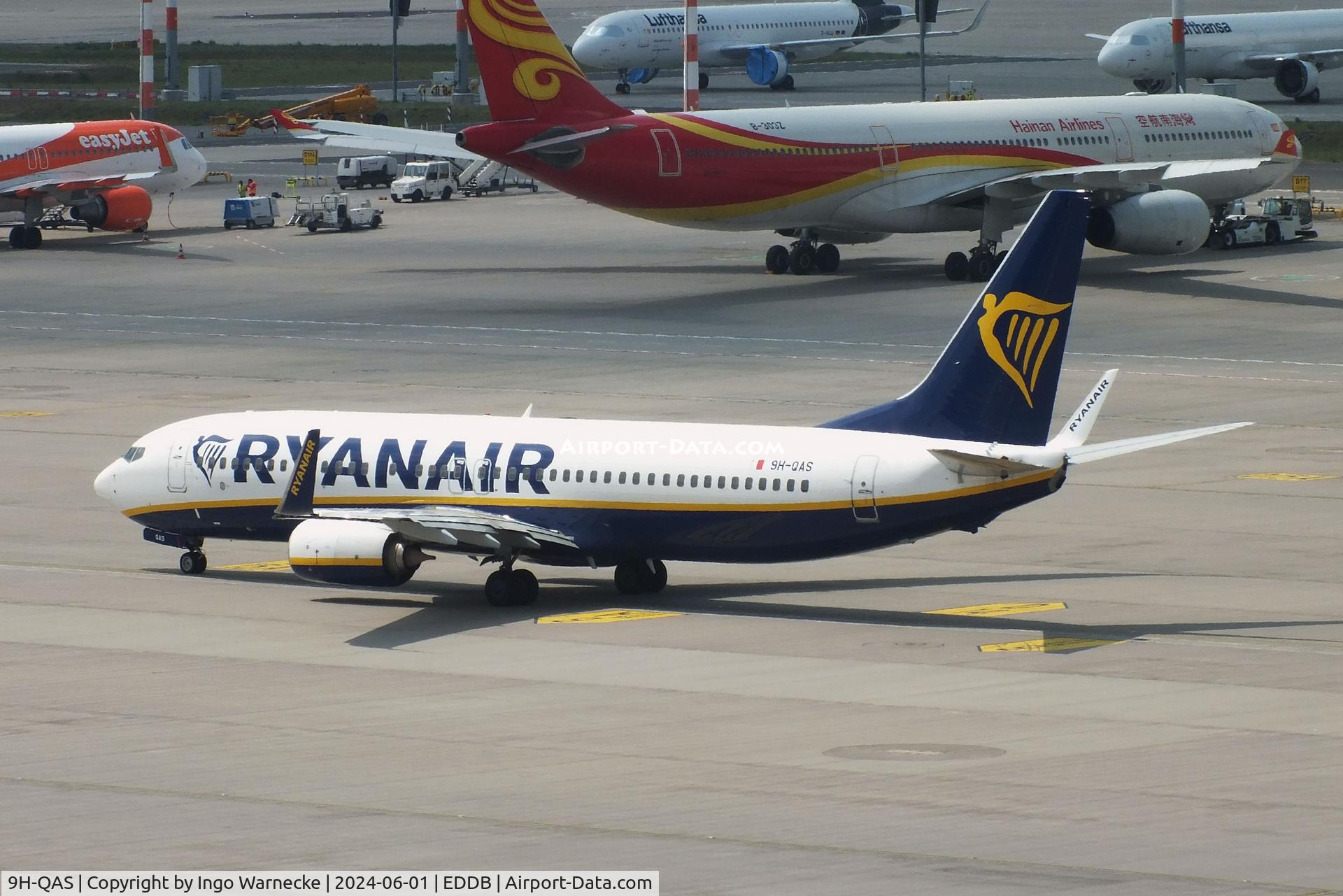 9H-QAS, 2015 Boeing 737-8AS C/N 44693, Boeing 737-8AS of Ryanair at Berlin Brandenburg airport