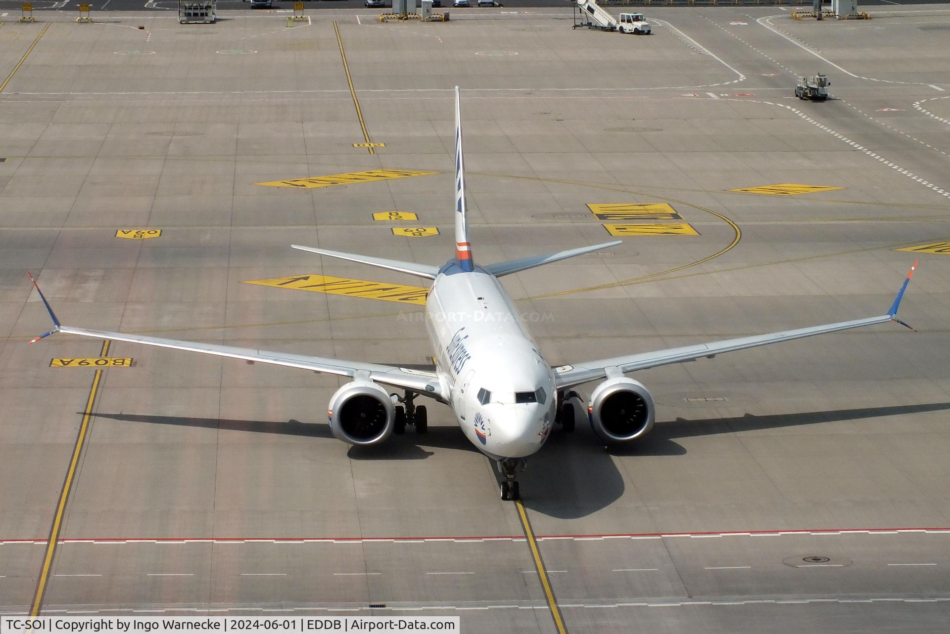 TC-SOI, 2019 Boeing 737-8 MAX C/N 61200, Boeing 737-8 MAX of SunExpress at Berlin Brandenburg airport