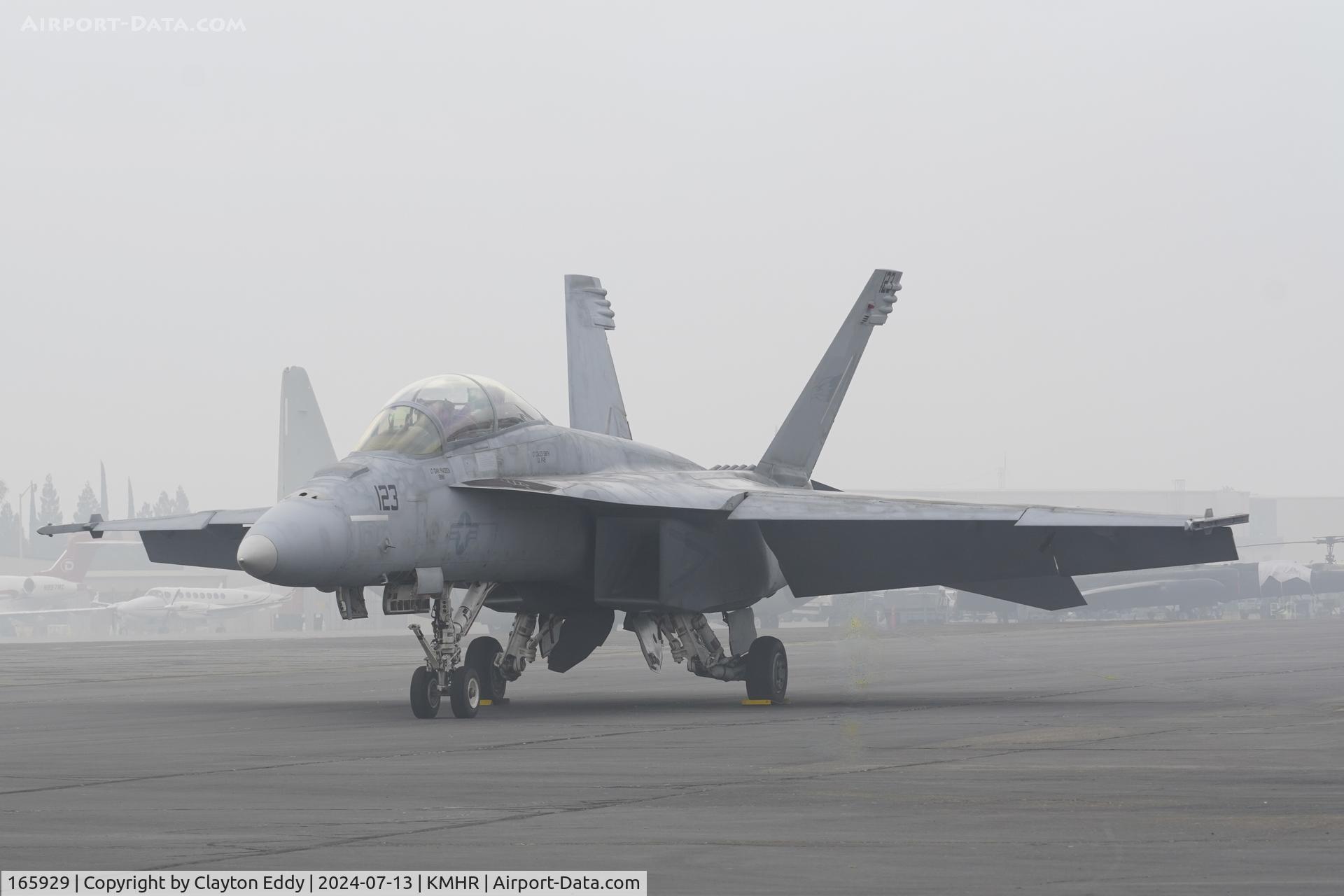 165929, Boeing F/A-18F Super Hornet C/N F075, Capital airshow Mather airport in California 2024.