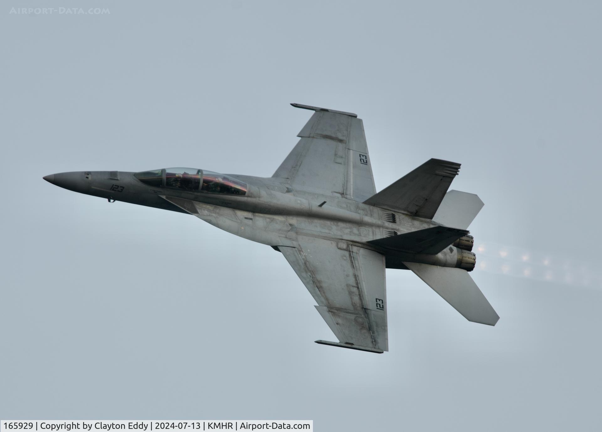 165929, Boeing F/A-18F Super Hornet C/N F075, Capital airshow Mather airport in California 2024.