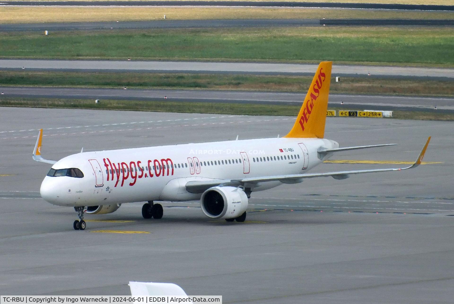 TC-RBU, 2022 Airbus A321-251NX C/N 10917, Airbus A321-251NX NEO of Pegasus Airlines at Berlin Brandenburg airport