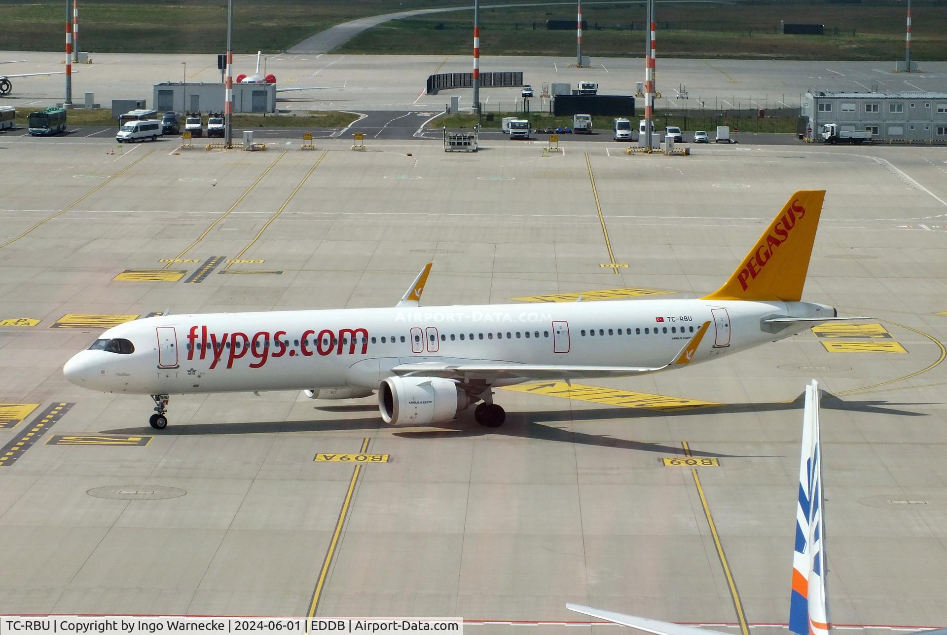 TC-RBU, 2022 Airbus A321-251NX C/N 10917, Airbus A321-251NX NEO of Pegasus Airlines at Berlin Brandenburg airport