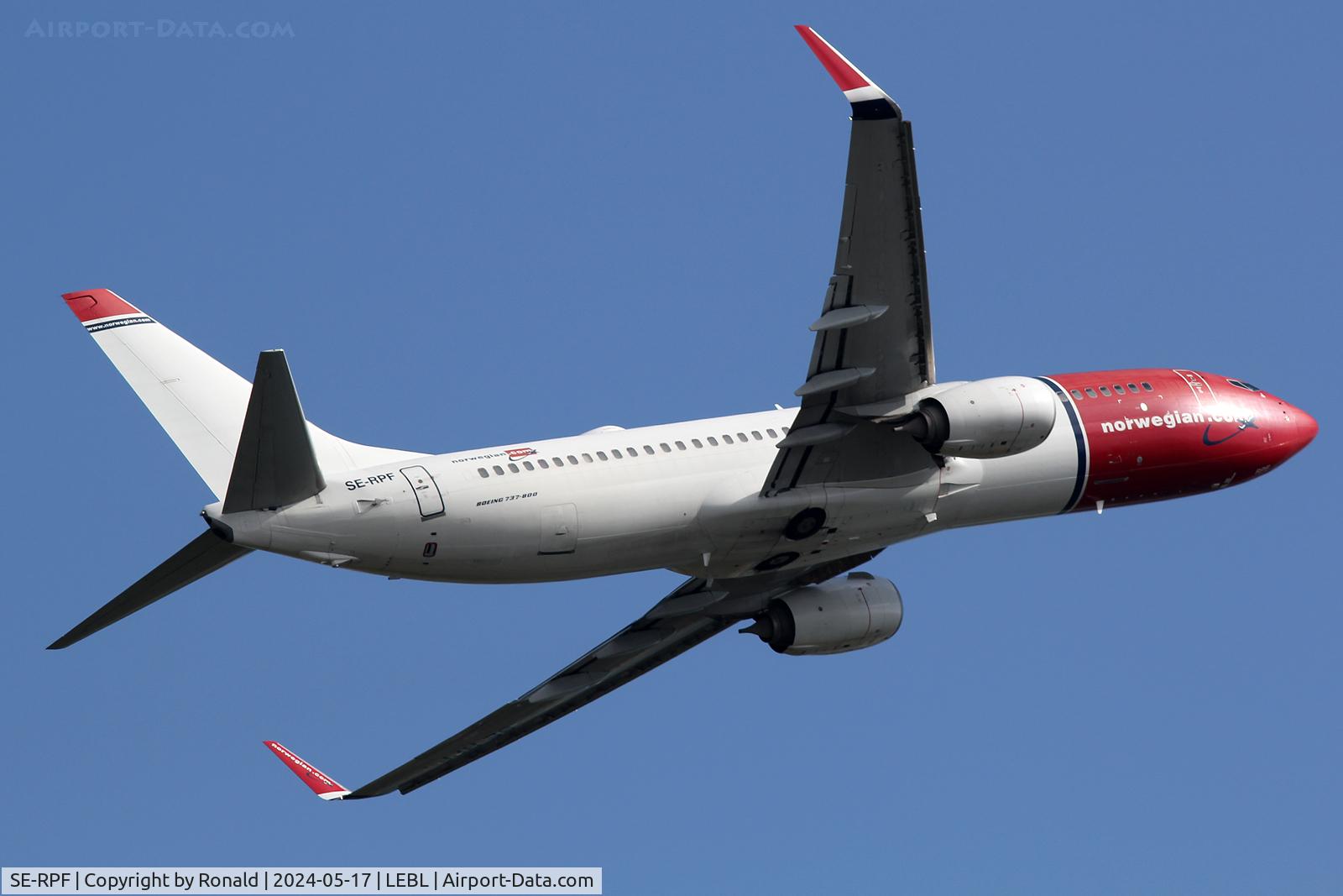SE-RPF, 2016 Boeing 737-8JP C/N 42076, at bcn