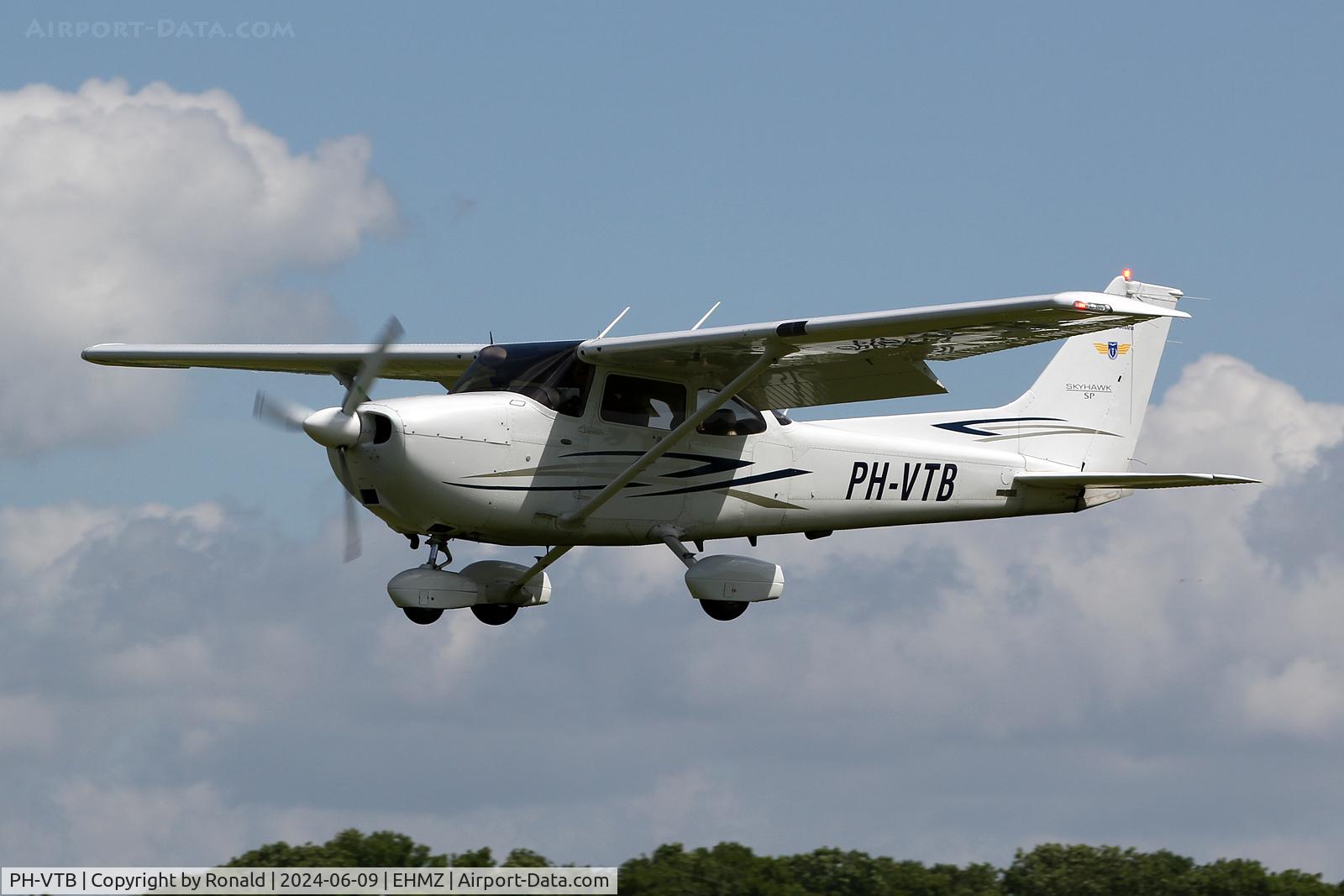 PH-VTB, 2007 Cessna 172S Skyhawk SP C/N 172S10597, at ehmz