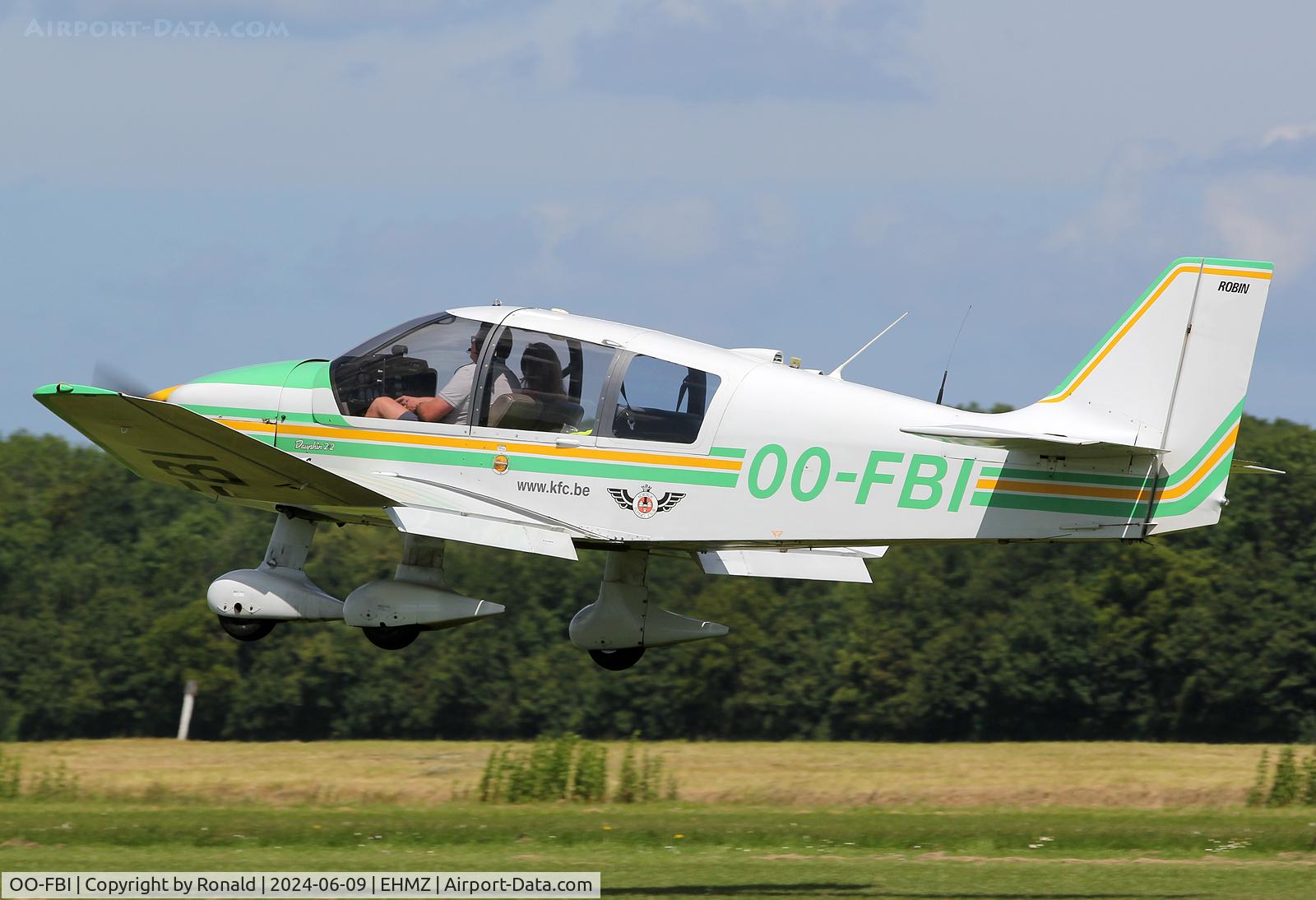 OO-FBI, Robin DR-400-120 Dauphin C/N 2036, at ehmz