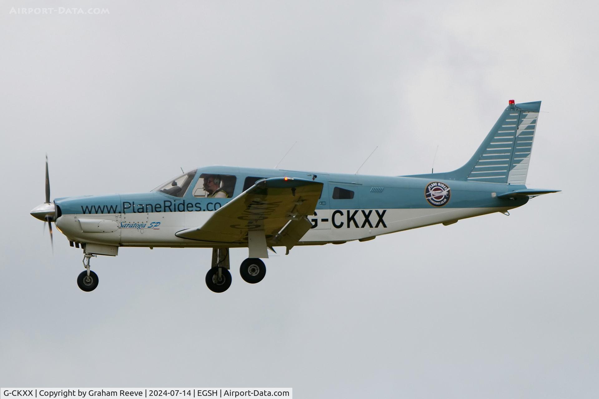 G-CKXX, 1988 Piper PA-32R-301 Saratoga II HP C/N 3213016, Landing at Norwich.