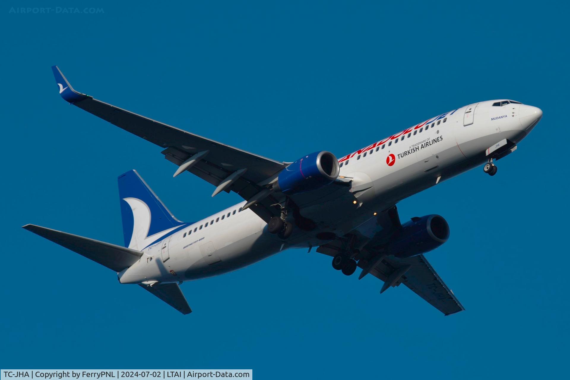 TC-JHA, 2008 Boeing 737-8F2 C/N 35740, Ajet B738  still in Anadolu livery